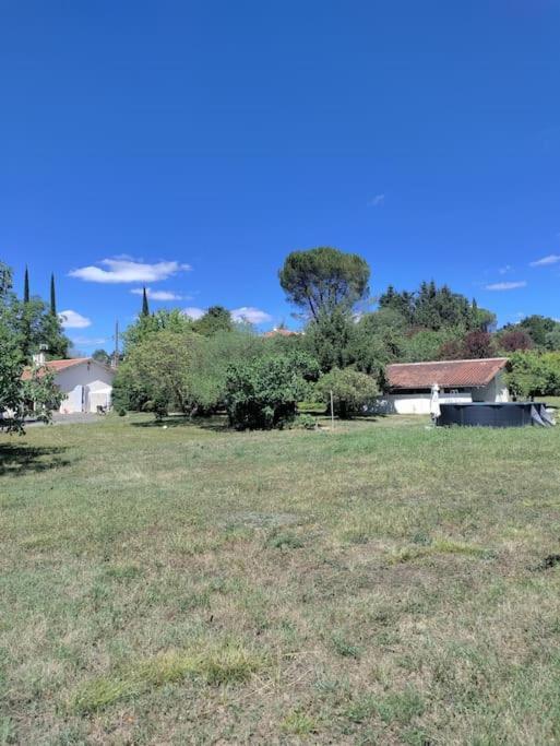 Chez Chapelle In The Heart Of The Gascony With Pool And Hot Tub Apartamento Auch Exterior foto
