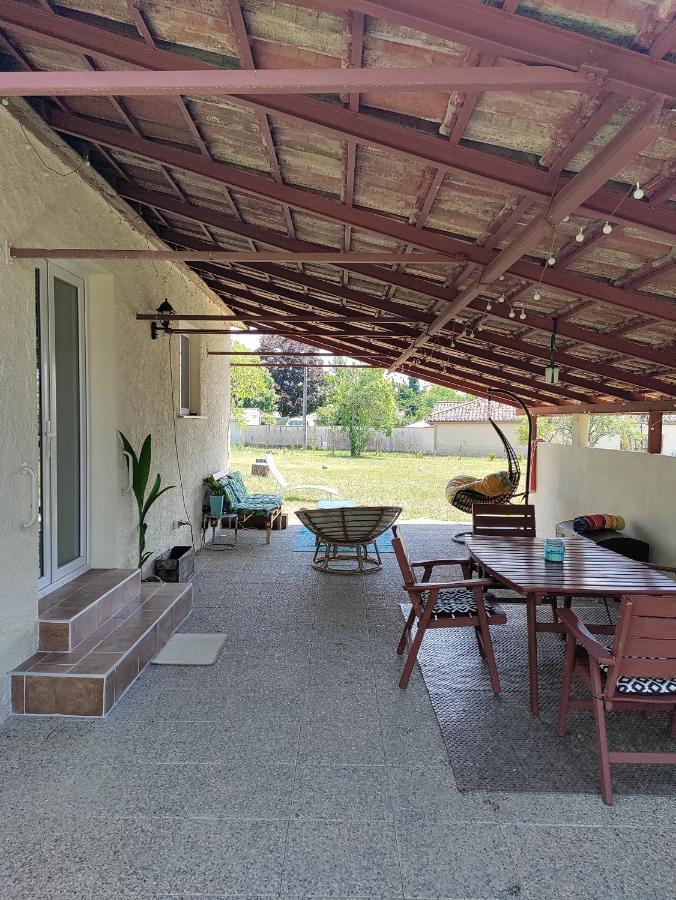 Chez Chapelle In The Heart Of The Gascony With Pool And Hot Tub Apartamento Auch Exterior foto