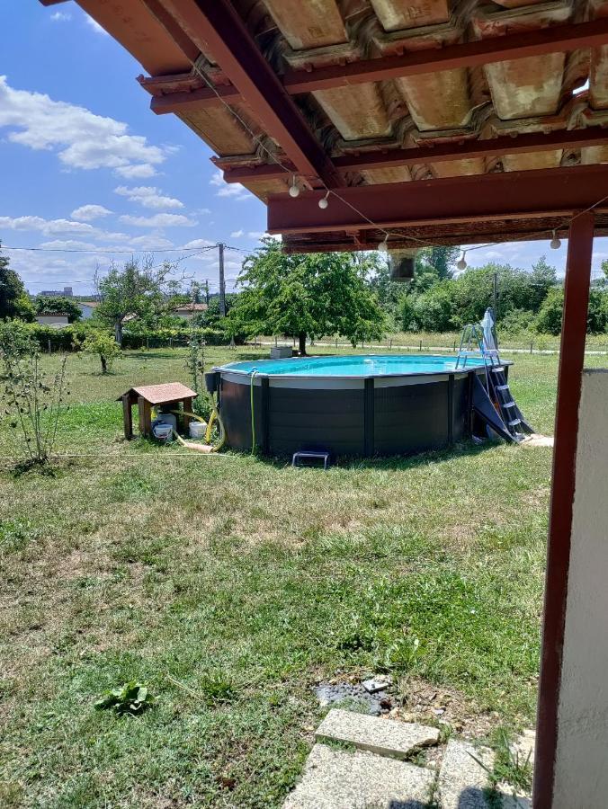 Chez Chapelle In The Heart Of The Gascony With Pool And Hot Tub Apartamento Auch Exterior foto