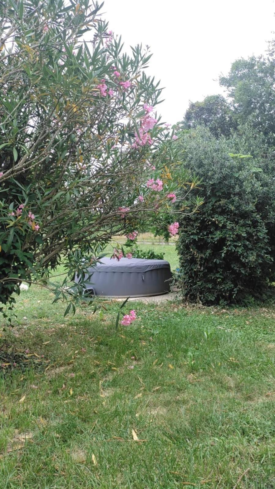 Chez Chapelle In The Heart Of The Gascony With Pool And Hot Tub Apartamento Auch Exterior foto